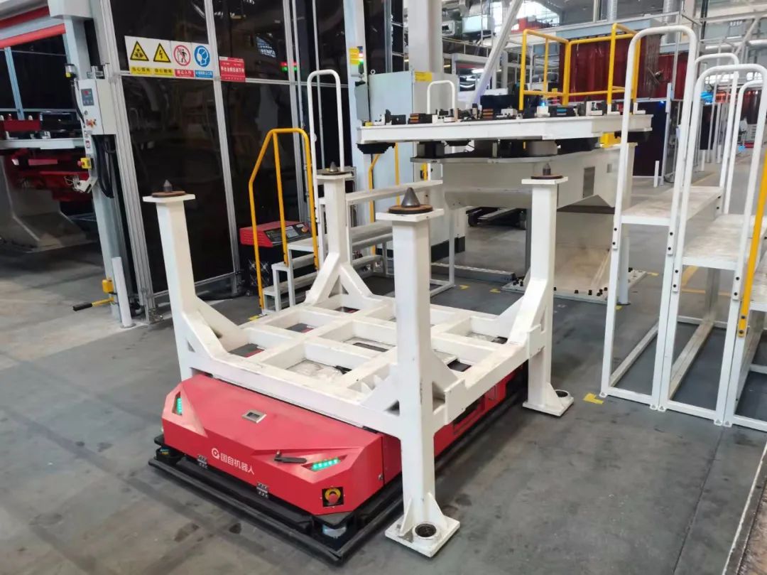 挖掘机6.jpg 挖掘机6.jpg